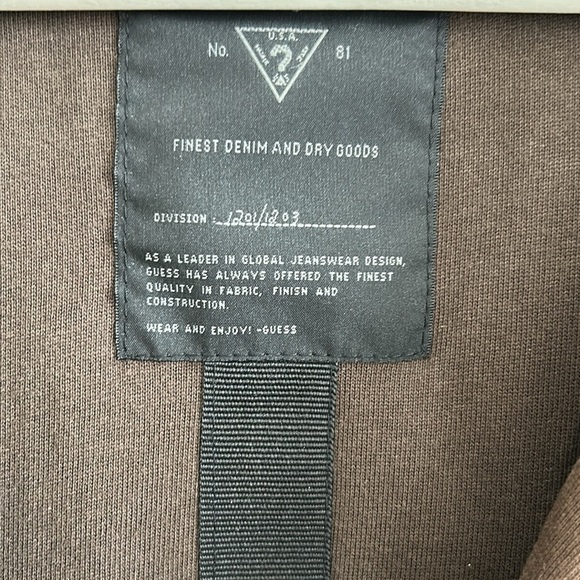 ๐ฅ๐ฅ๐ฅGuess Black Windbreaker Sporty Jacket with excellent condition - Picture 5 of 9